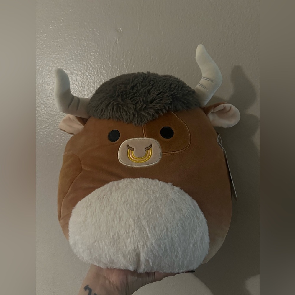 NWT Squishmallow Shep Brown Spotted Bull
